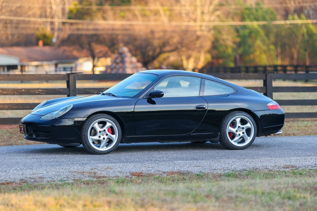 2001 Porsche 996 Carrera - Image 2 of 31