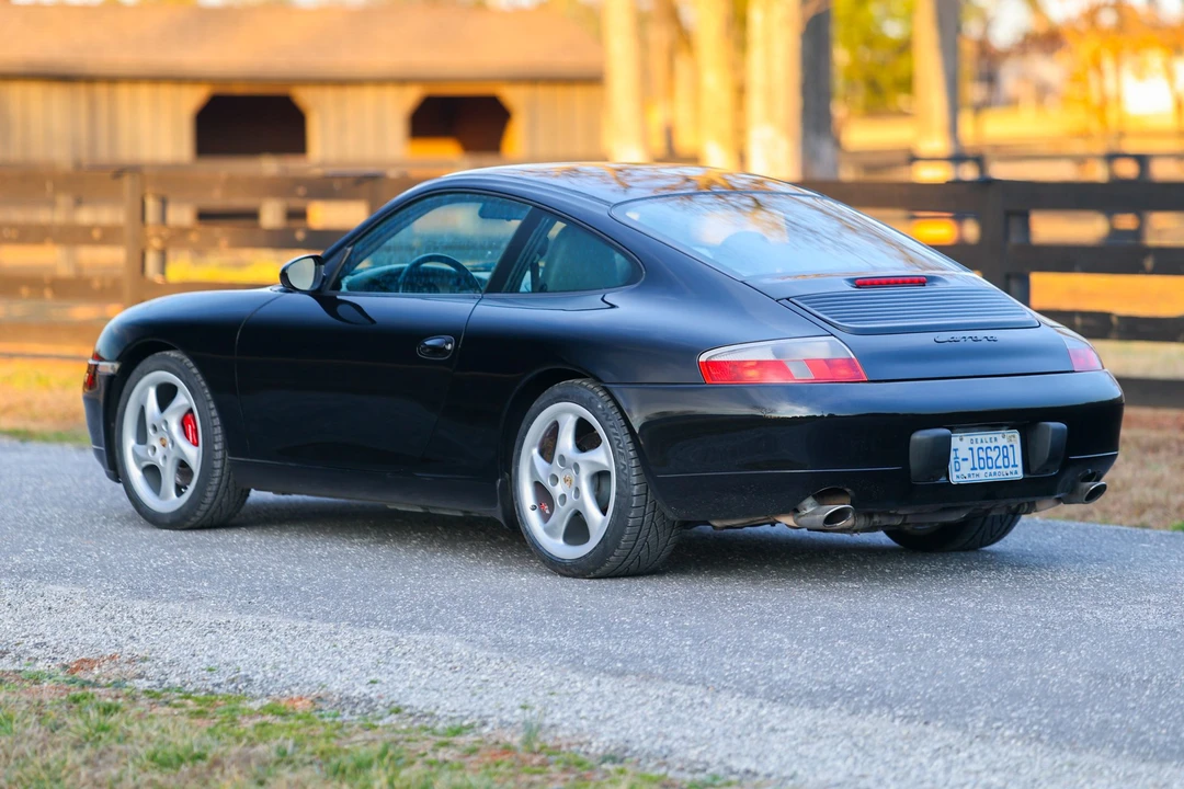 2001 Porsche 996 Carrera - Image 31 of 31
