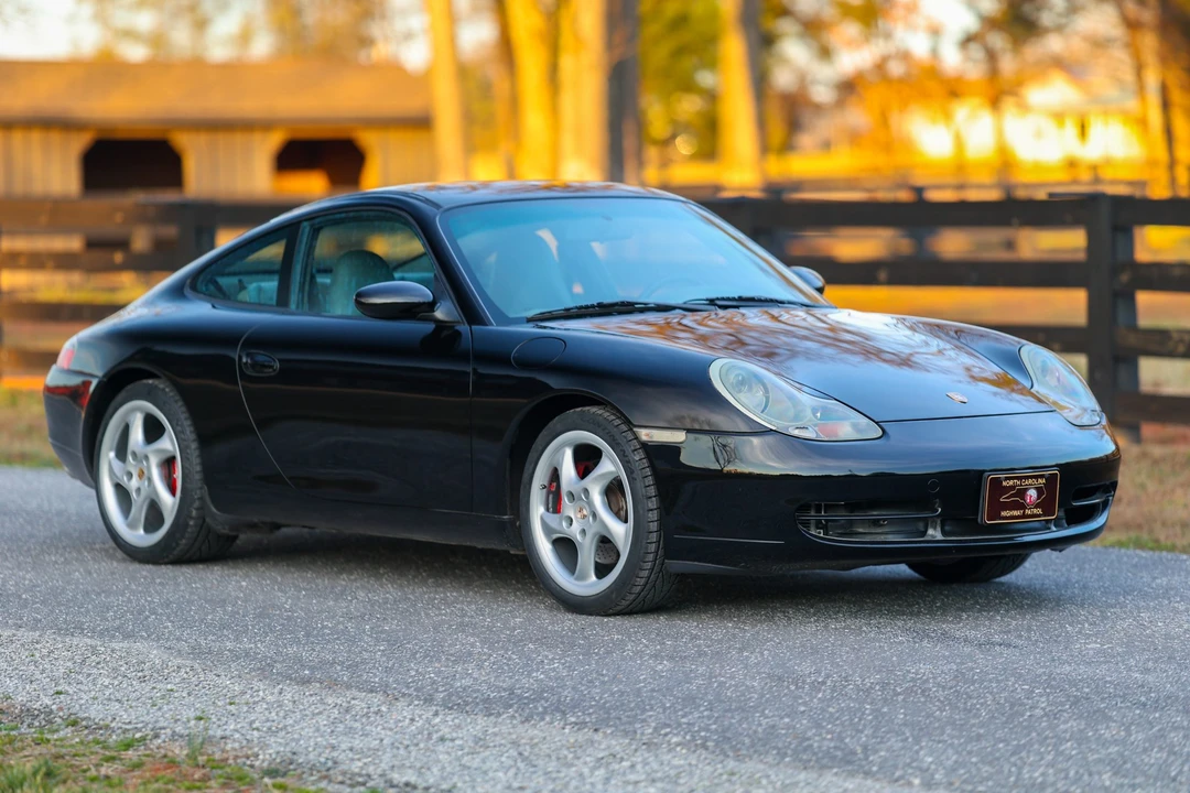 2001 Porsche 996 Carrera - Image 14 of 31