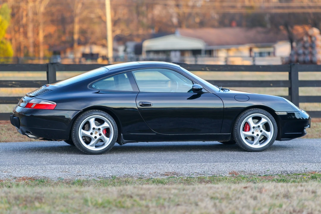 2001 Porsche 996 Carrera - Image 21 of 31