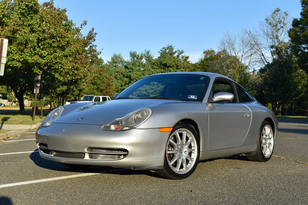 2001 Porsche 996 Carrera - Image 5 of 31