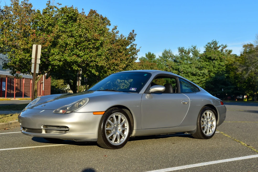 2001 Porsche 996 Carrera - Image 7 of 31