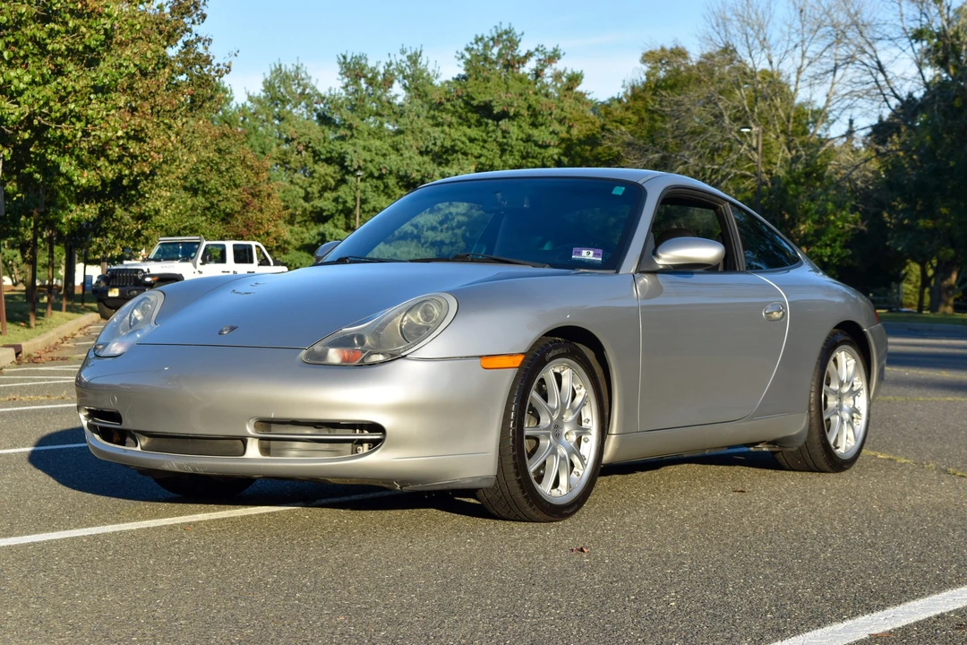 2001 Porsche 996 Carrera - Image 4 of 31