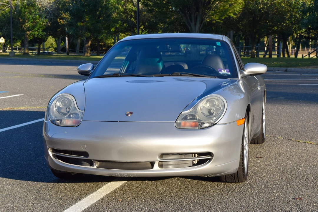 2001 Porsche 996 Carrera - Image 2 of 31