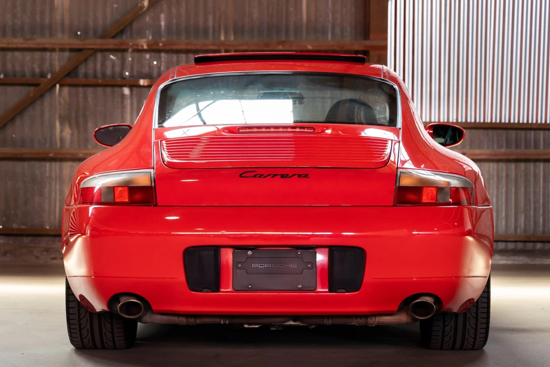 2001 Porsche 996 Carrera - Image 15 of 31