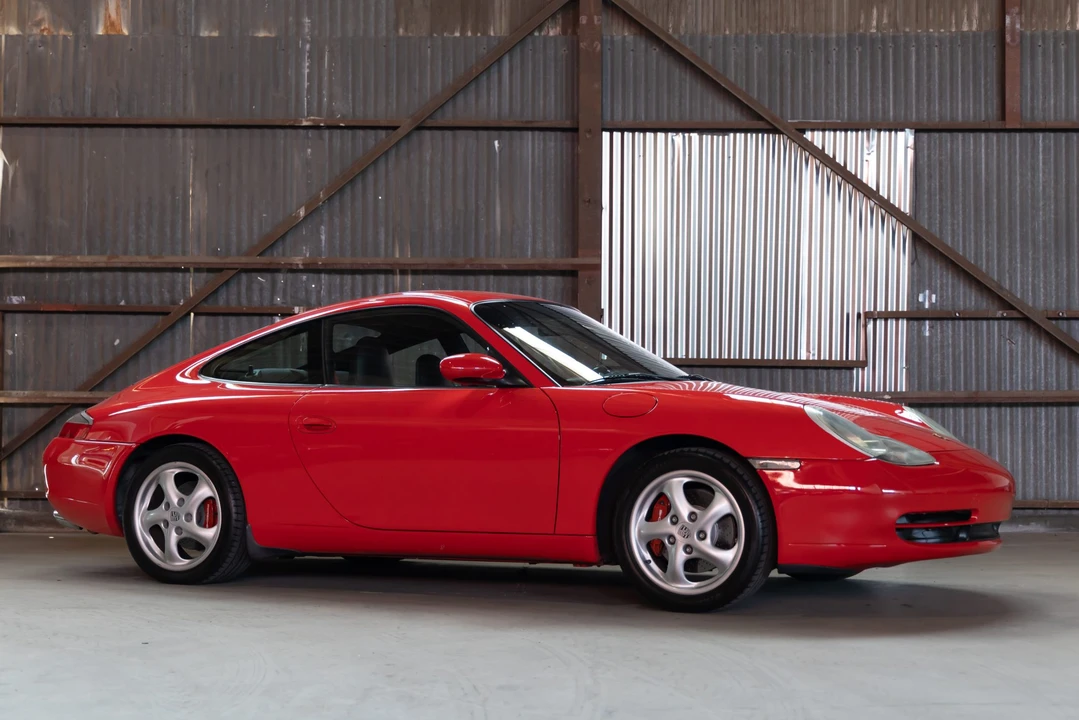 2001 Porsche 996 Carrera - Image 23 of 31
