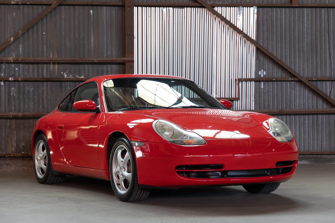 2001 Porsche 996 Carrera - Image 27 of 31