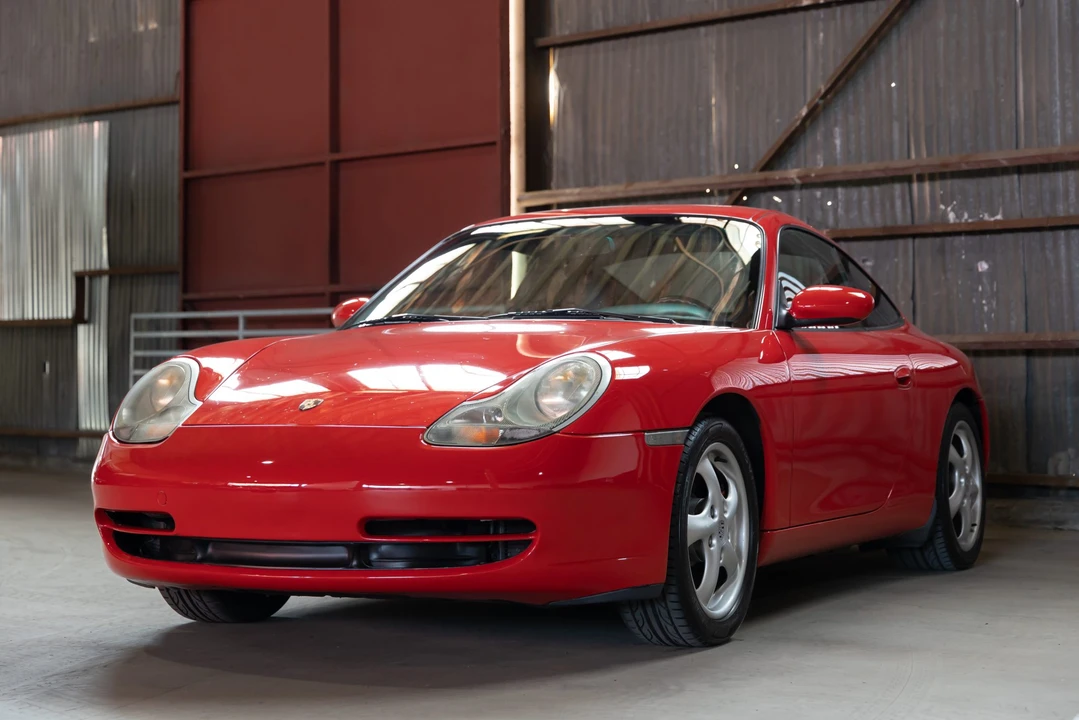 2001 Porsche 996 Carrera - Image 4 of 31