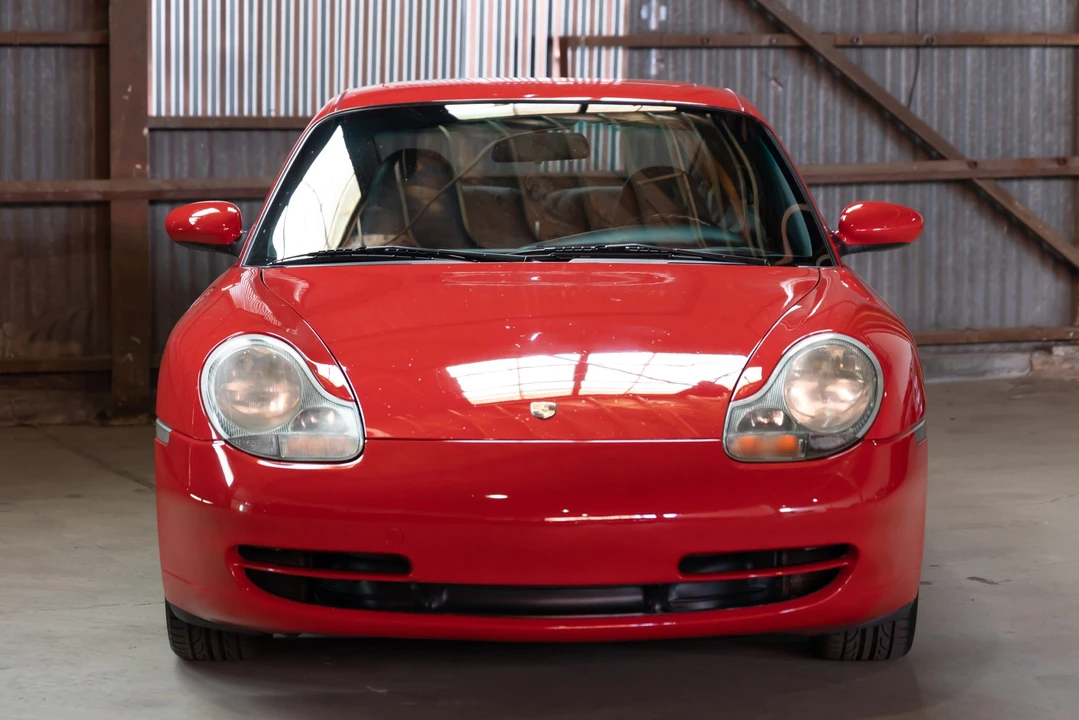 2001 Porsche 996 Carrera - Image 28 of 31