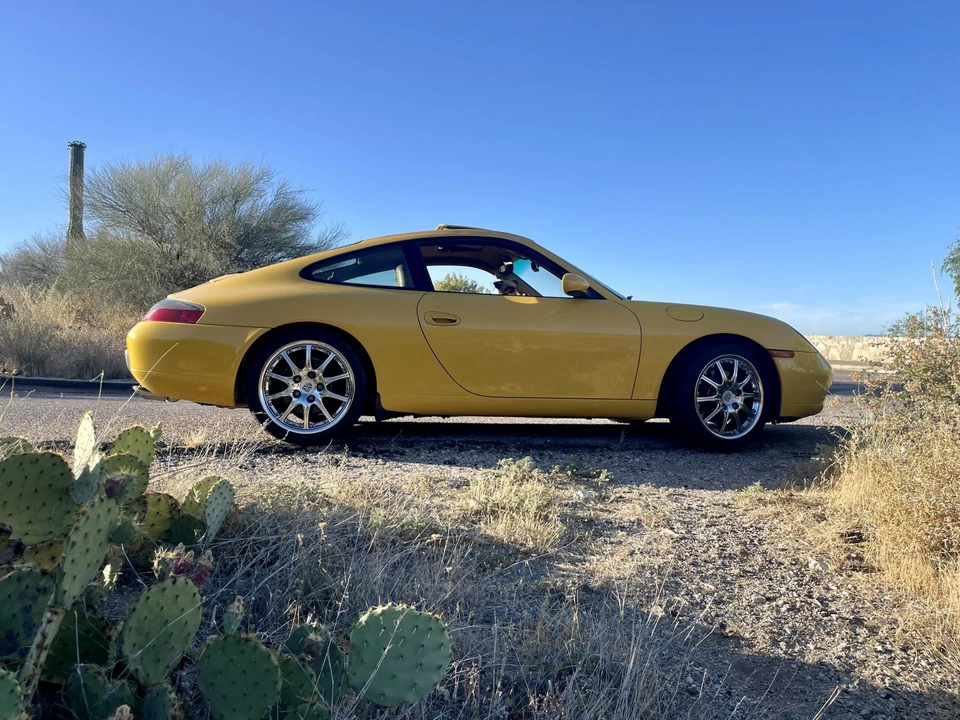 2001 Porsche 996 Carrera - Image 26 of 31