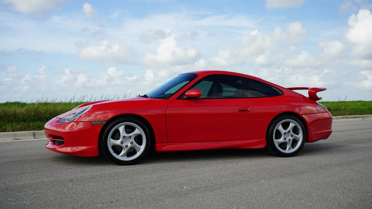2001 Porsche 996 Carrera - Image 2 of 31