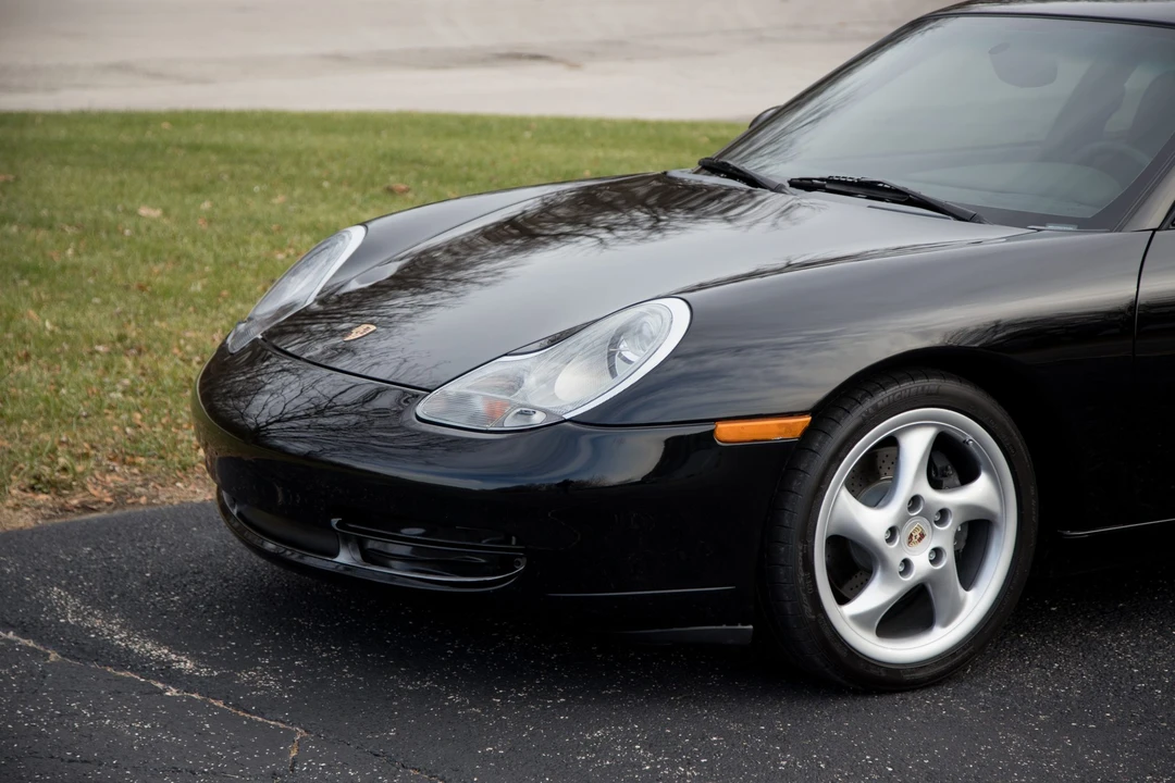 2001 Porsche 996 Carrera - Image 16 of 31