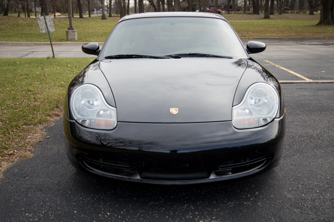 2001 Porsche 996 Carrera - Image 12 of 31