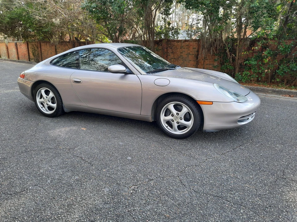 2001 Porsche 996 Carrera - Image 28 of 31