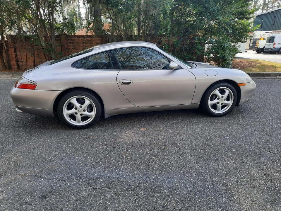 2001 Porsche 996 Carrera - Image 24 of 31
