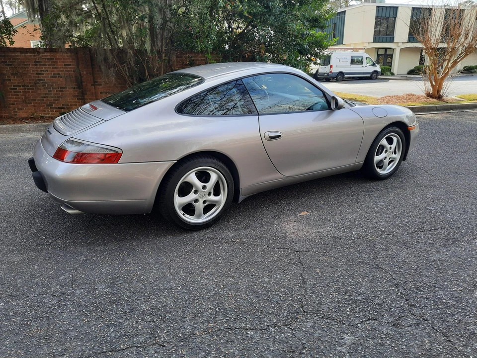 2001 Porsche 996 Carrera - Image 21 of 31