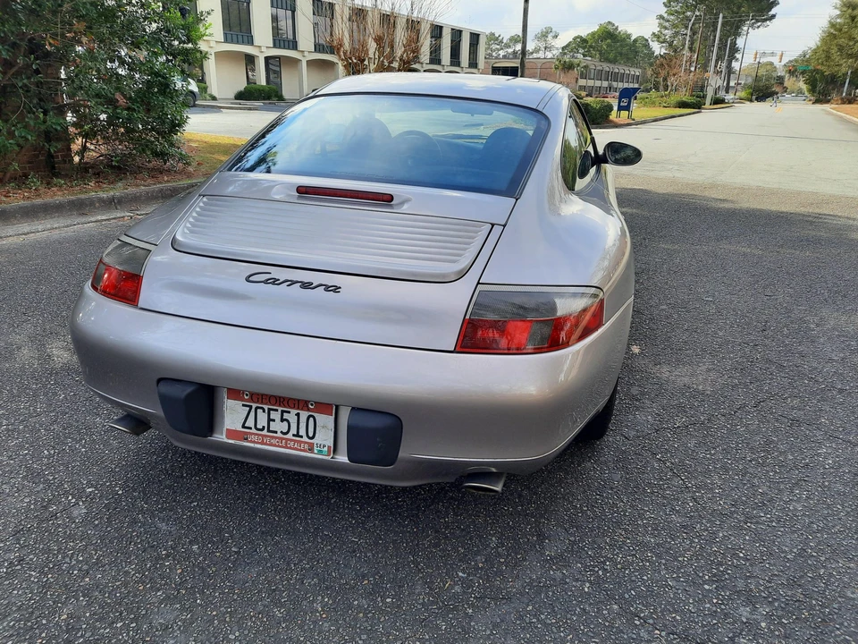 2001 Porsche 996 Carrera - Image 13 of 31