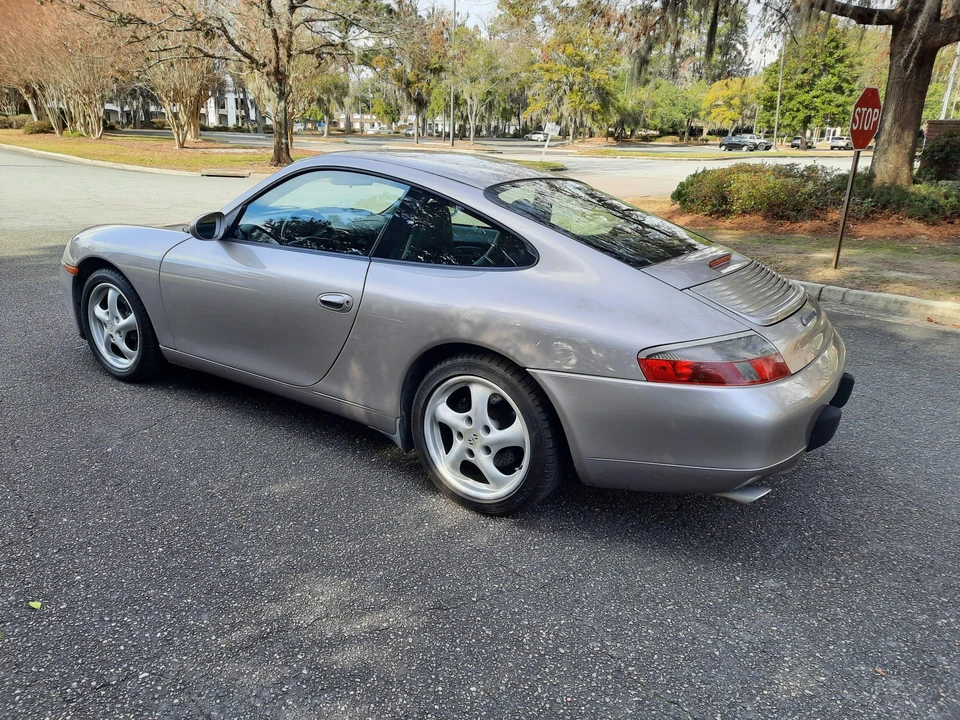 2001 Porsche 996 Carrera - Image 7 of 31
