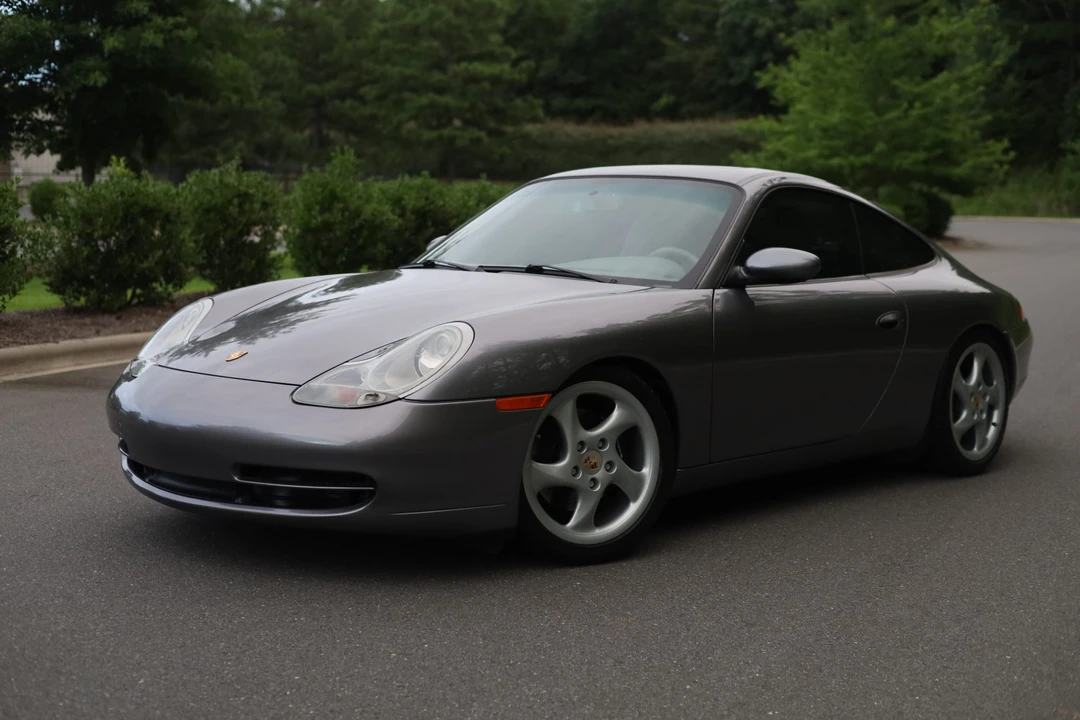 2001 Porsche 996 Carrera - Image 2 of 31