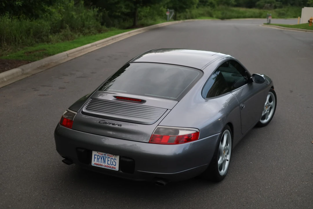 2001 Porsche 996 Carrera - Image 22 of 31