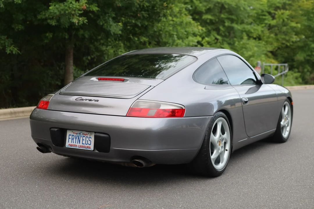 2001 Porsche 996 Carrera - Image 24 of 31