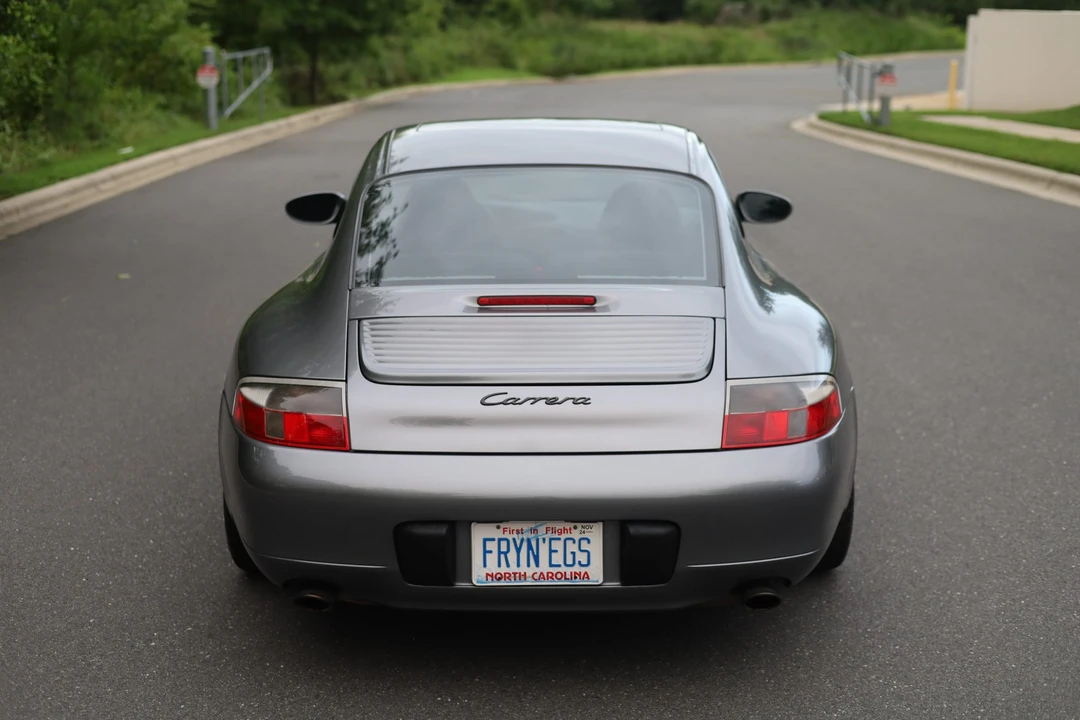2001 Porsche 996 Carrera - Image 27 of 31