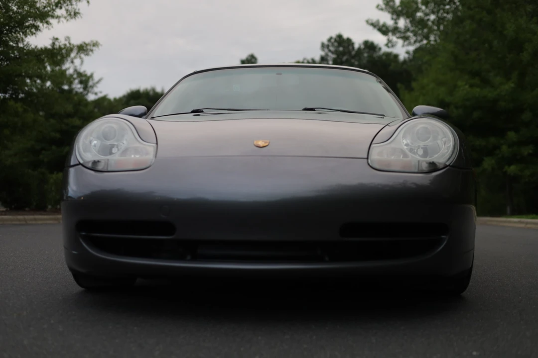 2001 Porsche 996 Carrera - Image 10 of 31