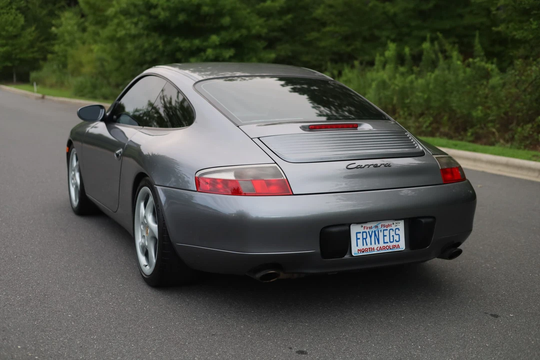 2001 Porsche 996 Carrera - Image 29 of 31