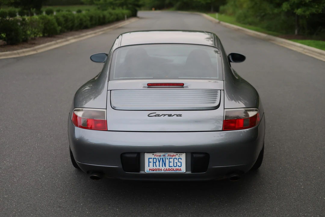 2001 Porsche 996 Carrera - Image 25 of 31
