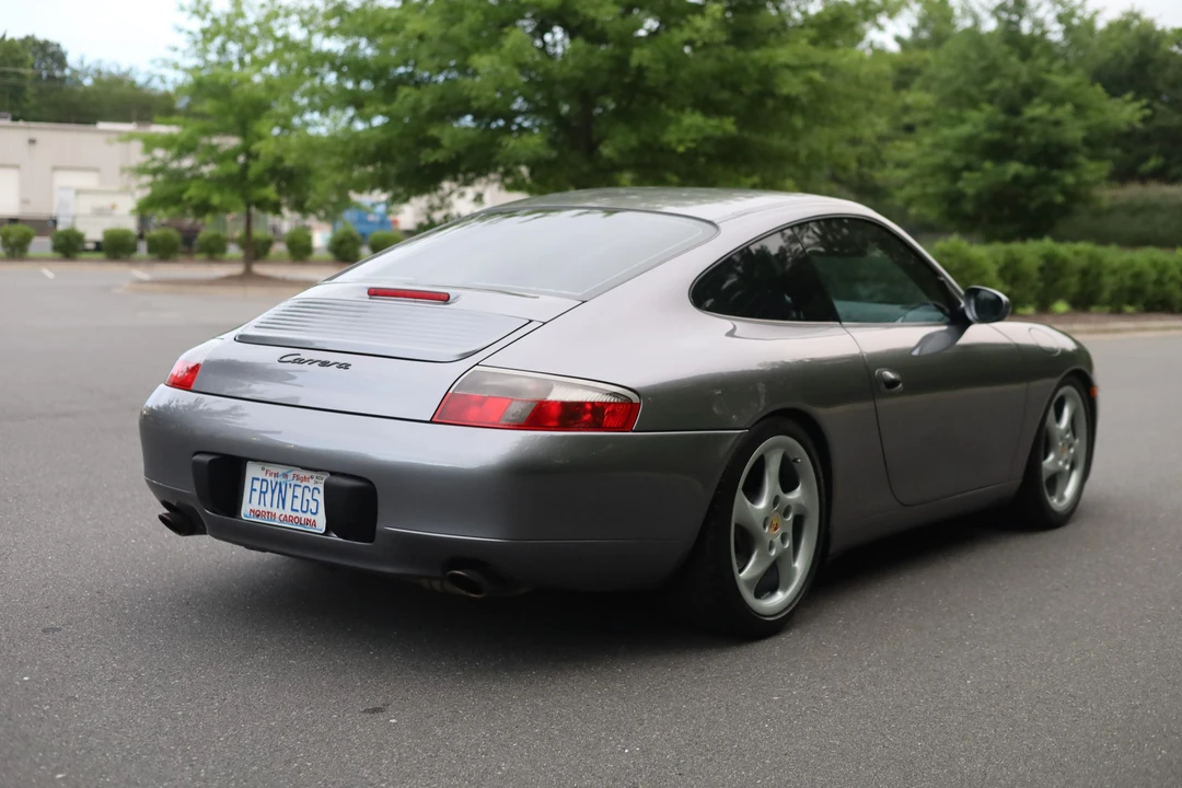 2001 Porsche 996 Carrera - Image 19 of 31