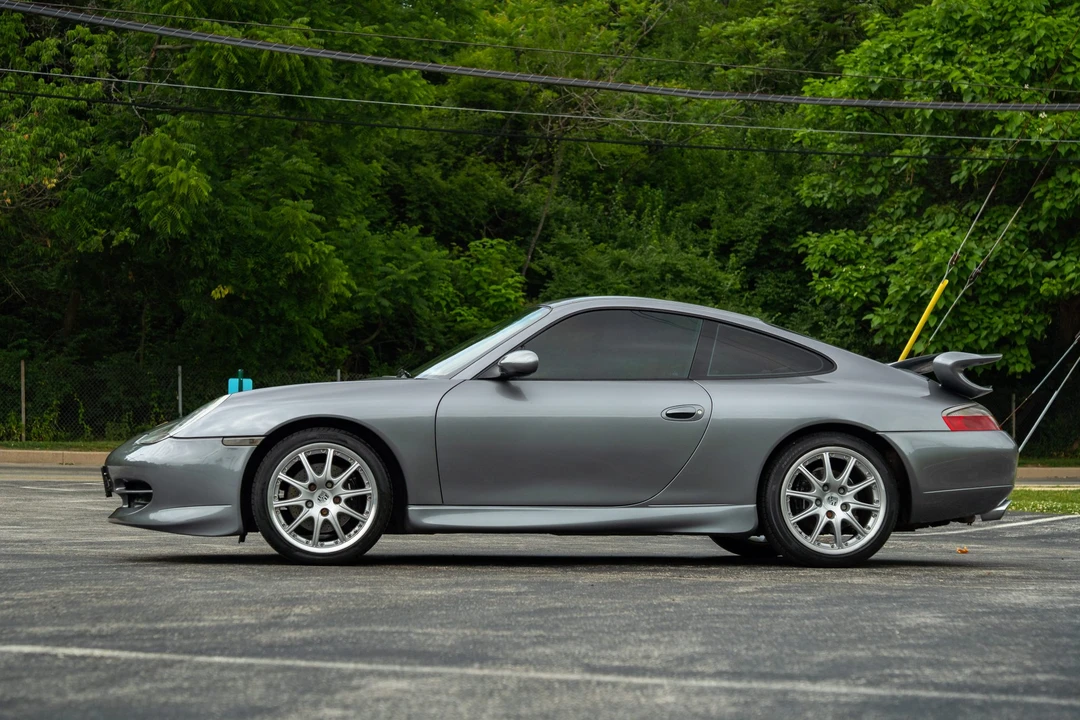 2001 Porsche 996 Carrera - Image 11 of 31
