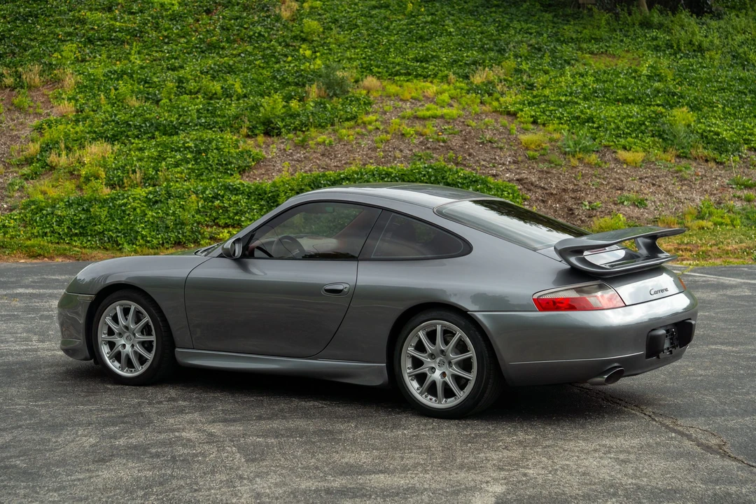 2001 Porsche 996 Carrera - Image 18 of 31