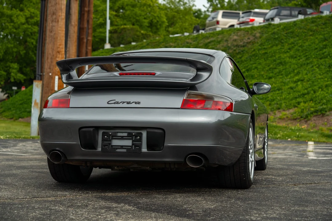 2001 Porsche 996 Carrera - Image 29 of 31