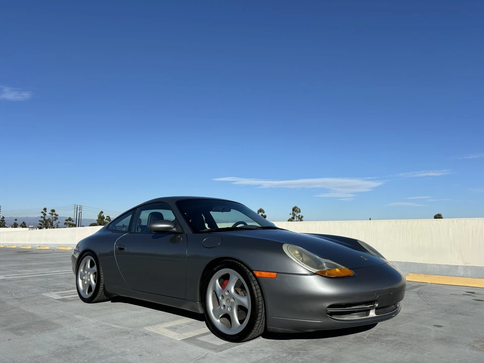 2001 Porsche 996 Carrera - Image 6 of 31