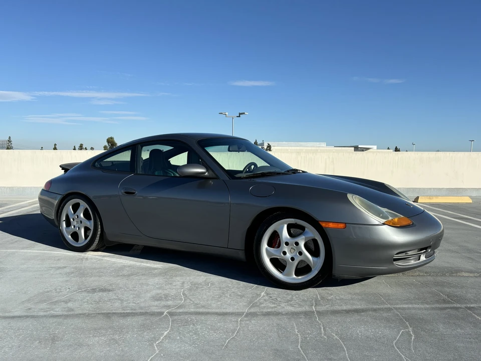 2001 Porsche 996 Carrera - Image 5 of 31