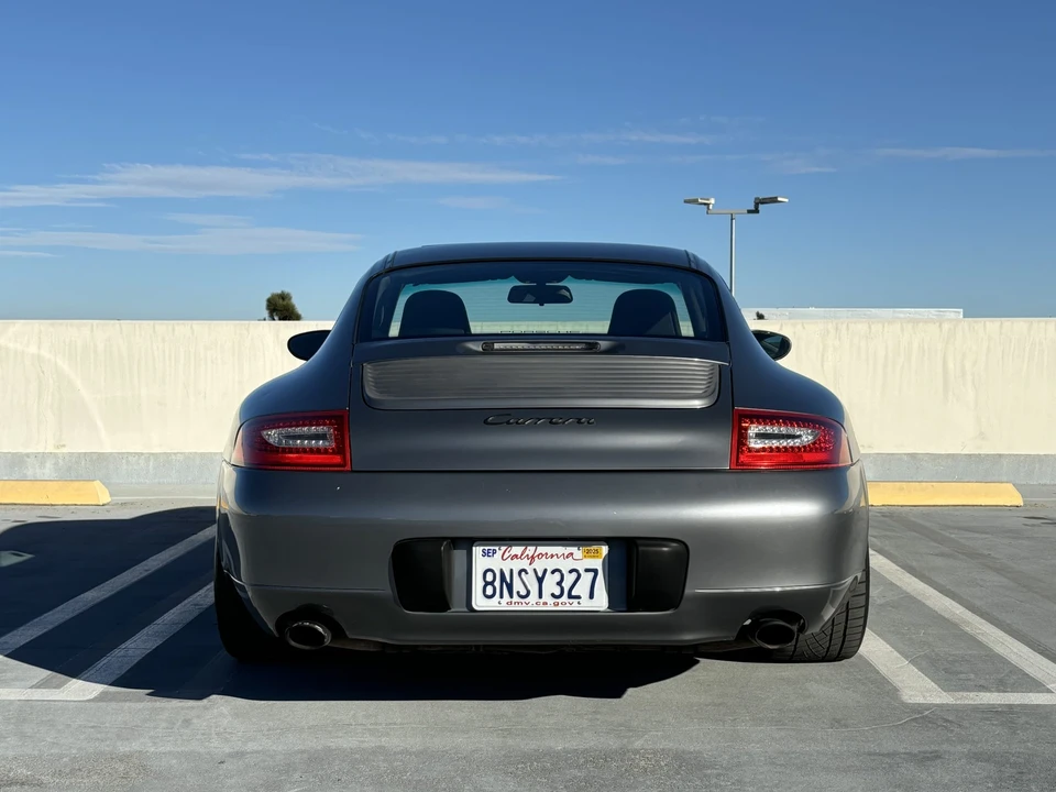 2001 Porsche 996 Carrera - Image 27 of 31