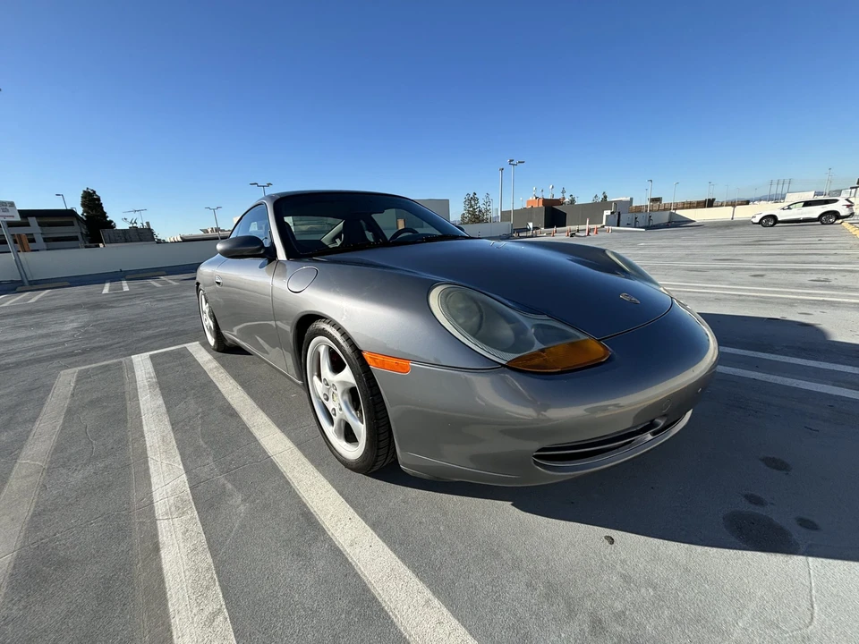 2001 Porsche 996 Carrera - Image 8 of 31