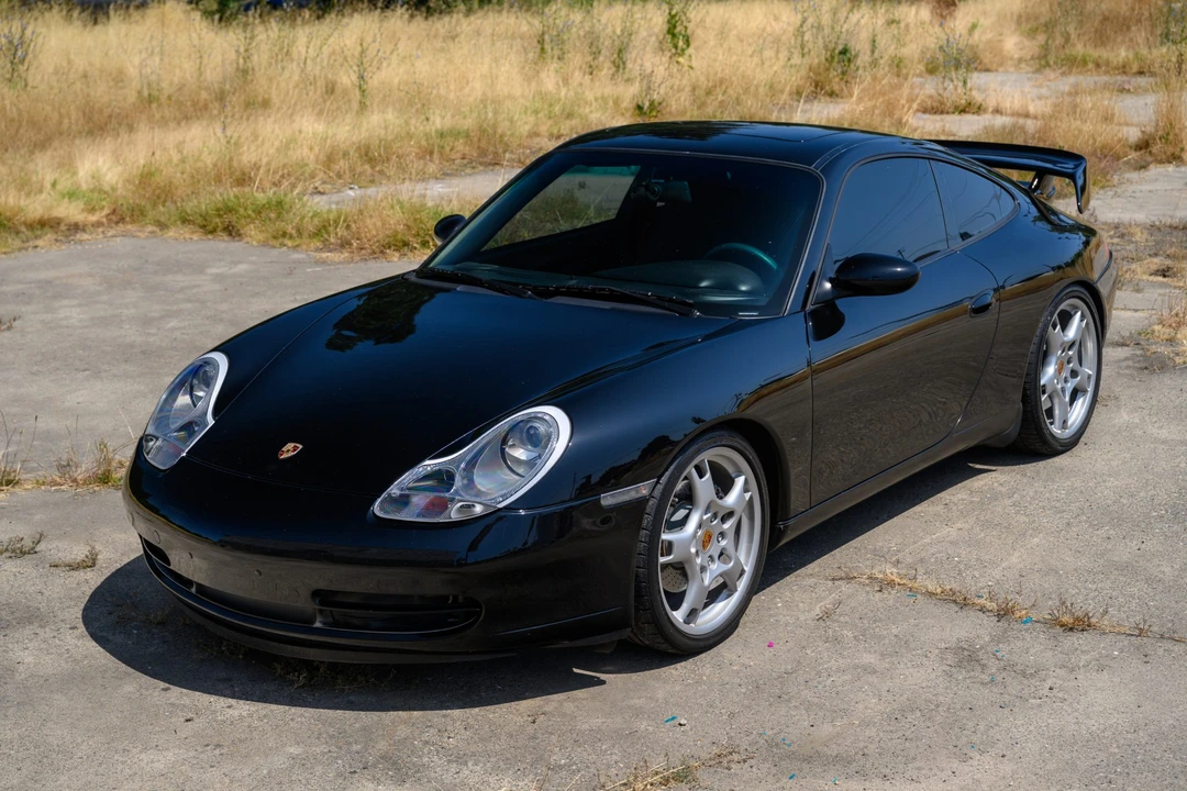 2001 Porsche 996 Carrera - Image 2 of 31