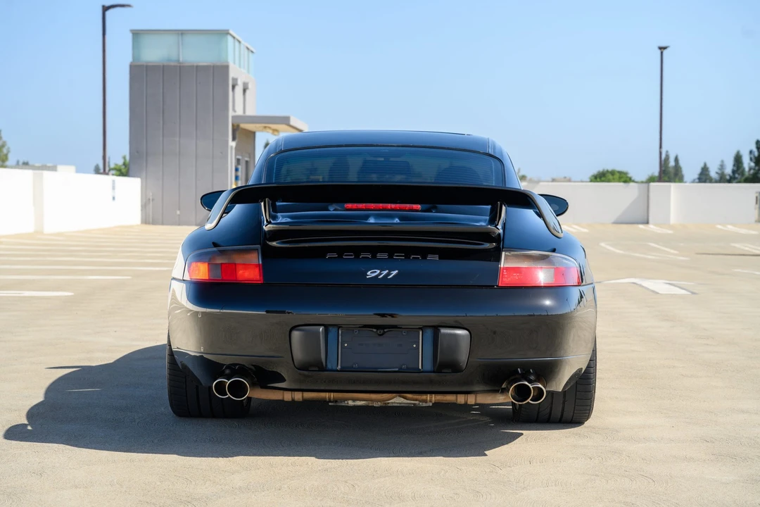 2001 Porsche 996 Carrera - Image 26 of 31