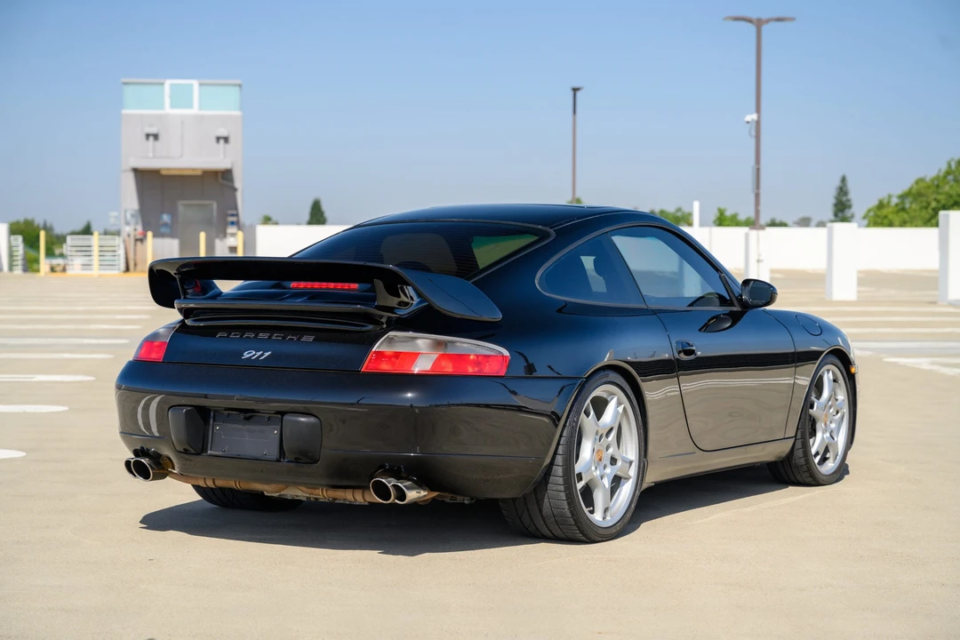 2001 Porsche 996 Carrera - Image 30 of 31
