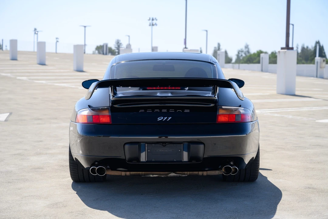 2001 Porsche 996 Carrera - Image 25 of 31