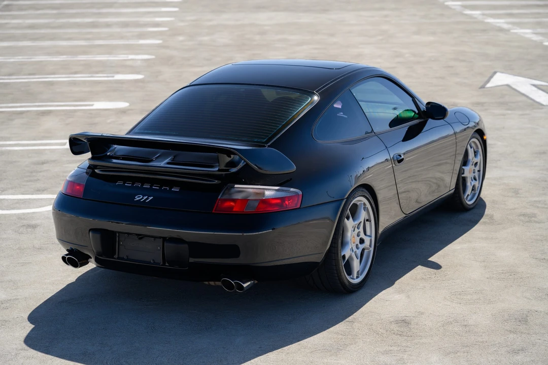 2001 Porsche 996 Carrera - Image 28 of 31
