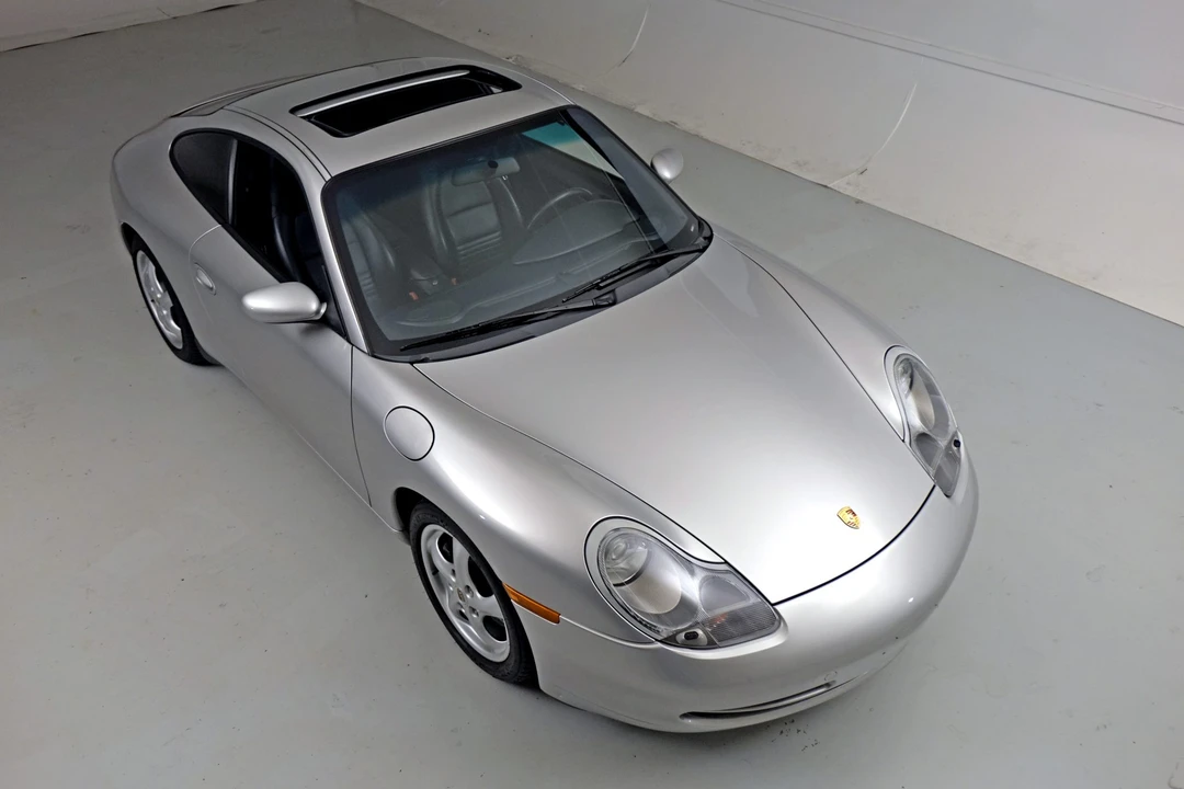 2001 Porsche 996 Carrera - Image 11 of 31