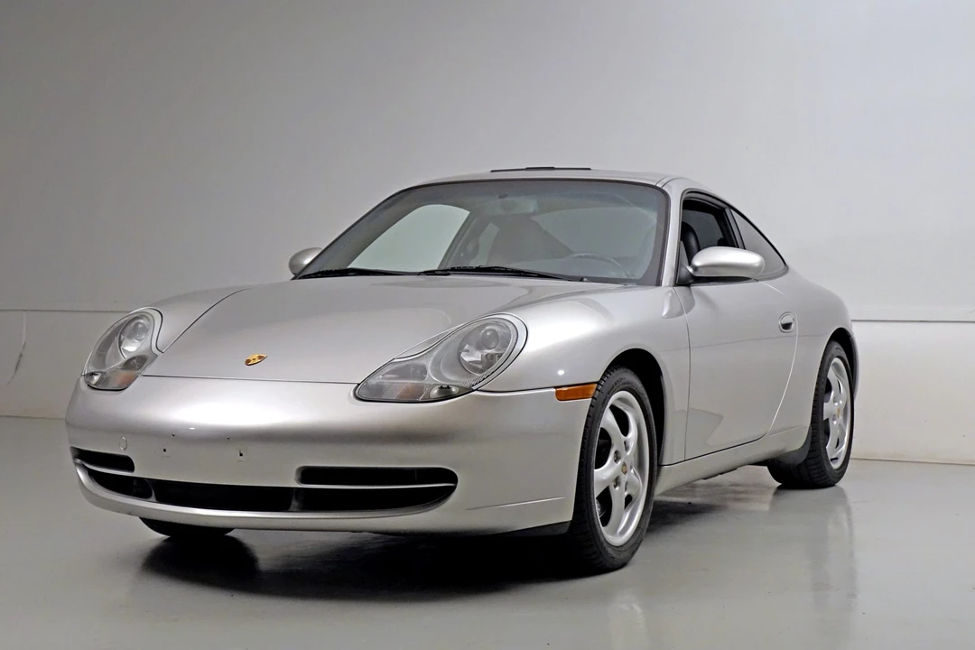 2001 Porsche 996 Carrera - Image 2 of 31