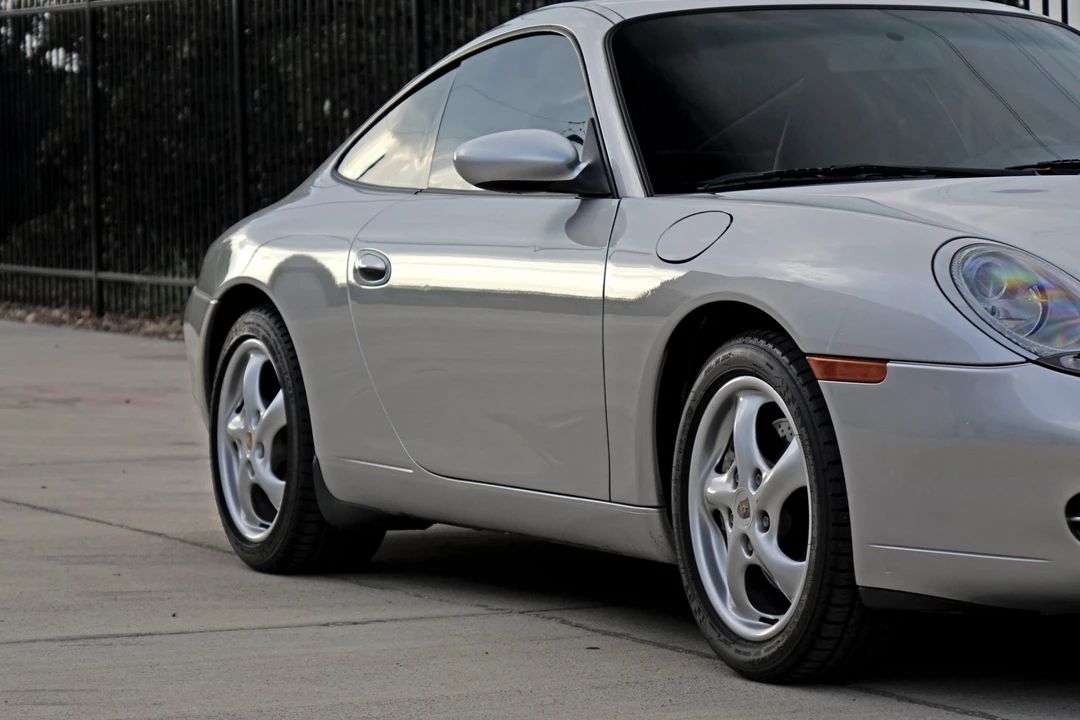 2001 Porsche 996 Carrera - Image 31 of 31
