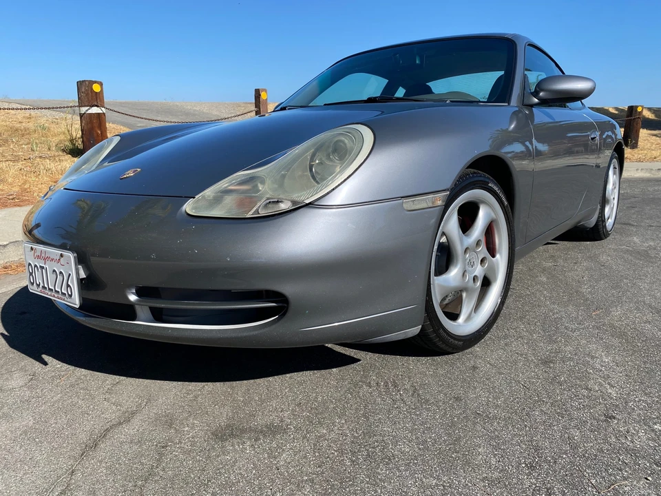 2001 Porsche 996 Carrera - Image 15 of 31