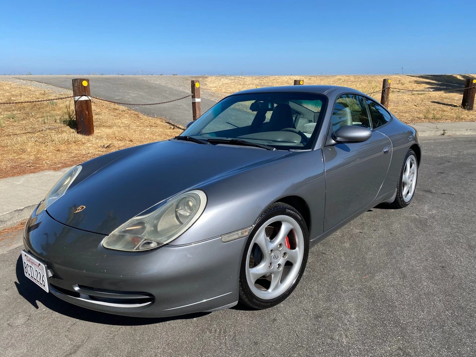 2001 Porsche 996 Carrera - Image 16 of 31