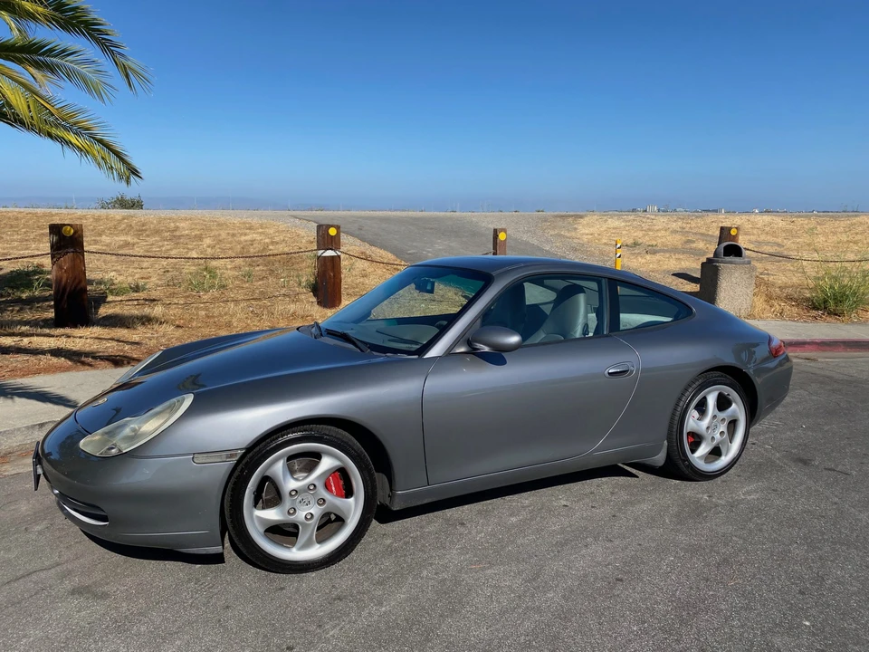 2001 Porsche 996 Carrera - Image 19 of 31