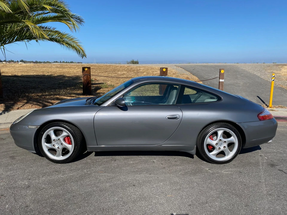 2001 Porsche 996 Carrera - Image 22 of 31