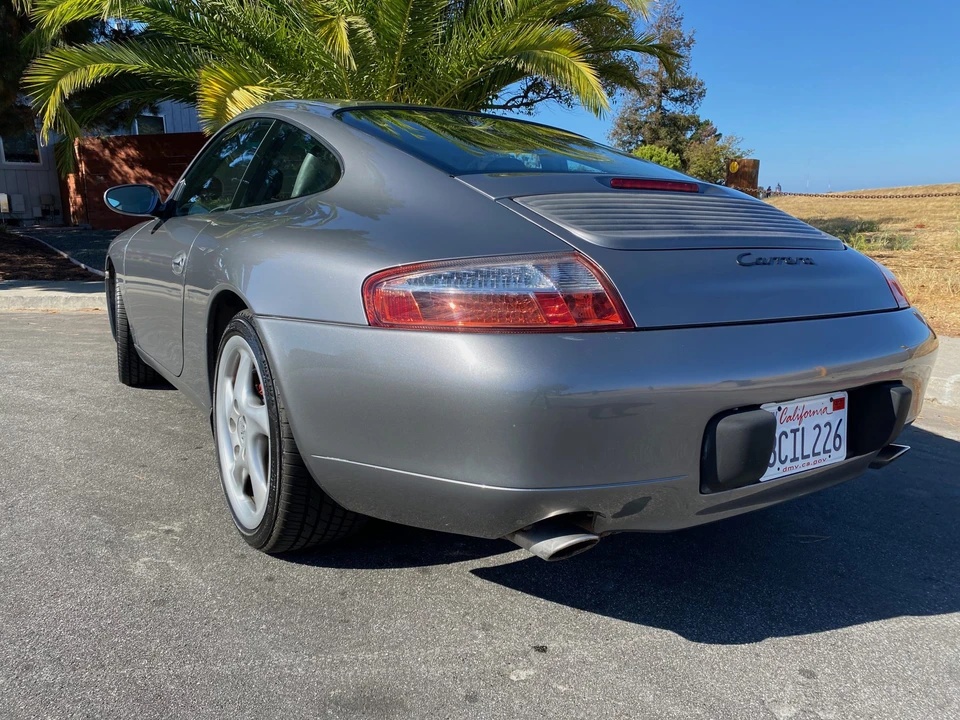 2001 Porsche 996 Carrera - Image 30 of 31